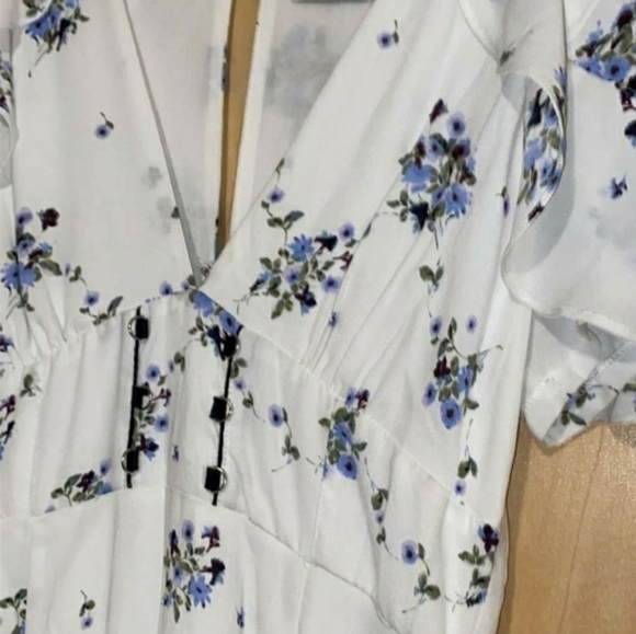 LUSH Ivory Floral Long Maxi Dress - Picture 4 of 16